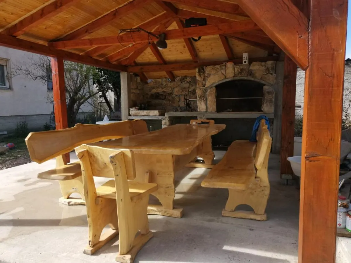 Apartment Apartmani Nea Biograd Na Moru Croatia