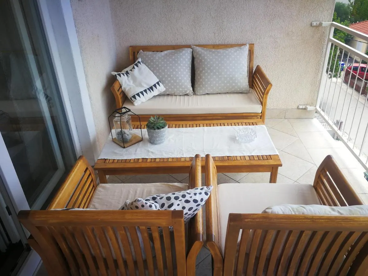 Apartment Apartmani Nea Biograd Na Moru